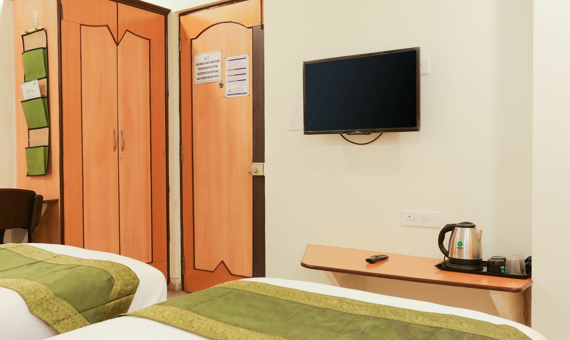 Itsy Hotels Hill View Ex Pune Ngoại thất bức ảnh