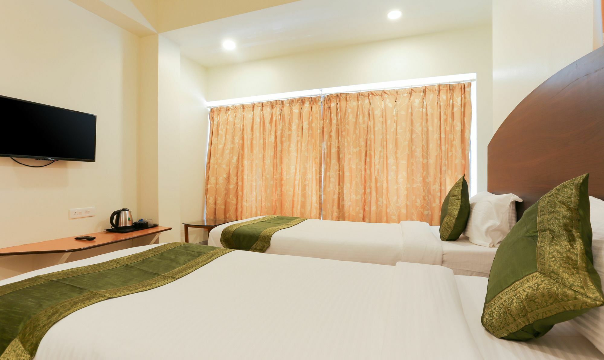 Itsy Hotels Hill View Ex Pune Ngoại thất bức ảnh